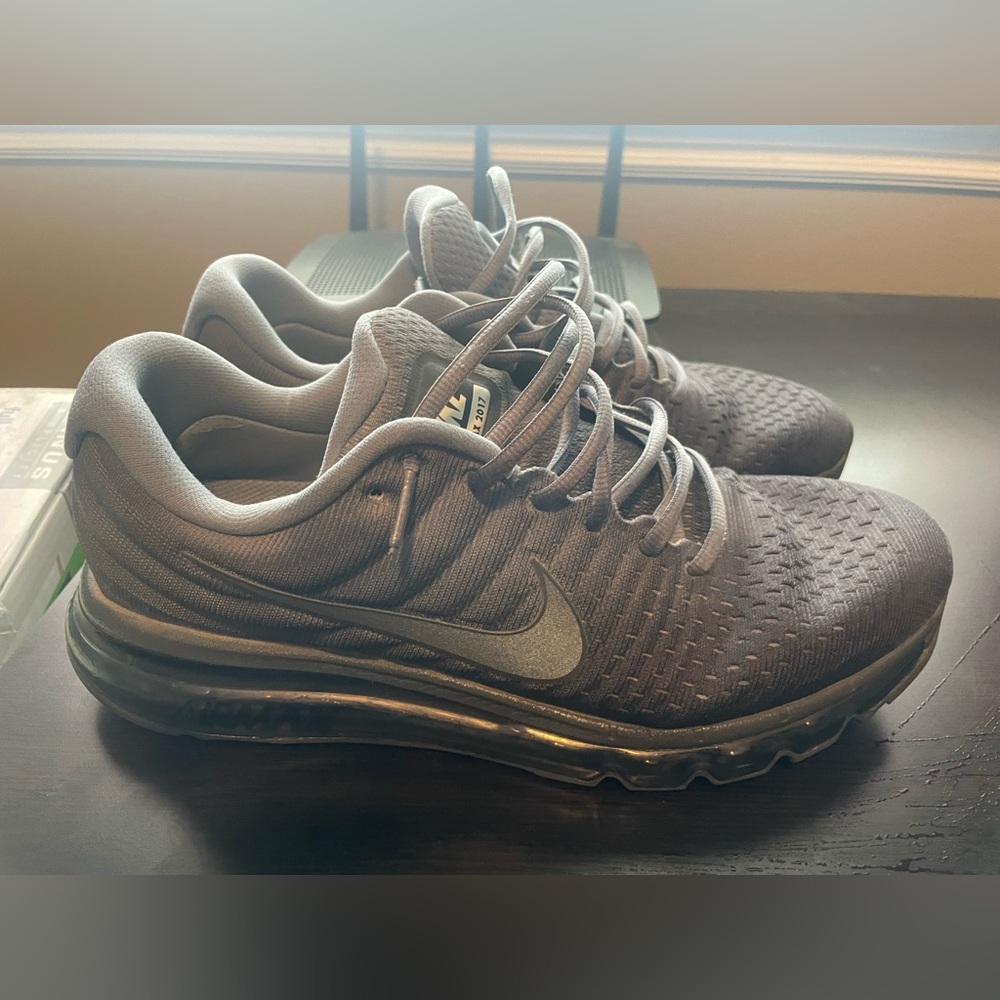 Nike Air Max 2017 - Men’s Sz. 11